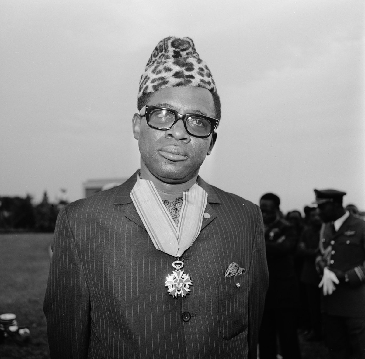 ... Ma nessuno sapeva che era una questione di vita o di morte. Ne andava della nostra vita e di quella delle nostre famiglie. Mobutu non ha mai perdonato."."Some people think football is a matter of life and death. I assure you, it's much more serious than that."  #BillShankly