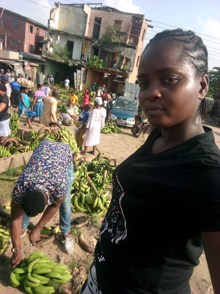 rita_orm's tweet photo. @BolanleCole Hunger is killing me and my younger Brother, I just want to buy food stuff. My kind of business is hand to mouth, I sell fruits but now I can no longer go out and make my daily income in which we feed from. 0072258102,diamond accesbank.Madubuche Rita Ogochukwu.Thank you . https://t.co/2mZxZoGdL6