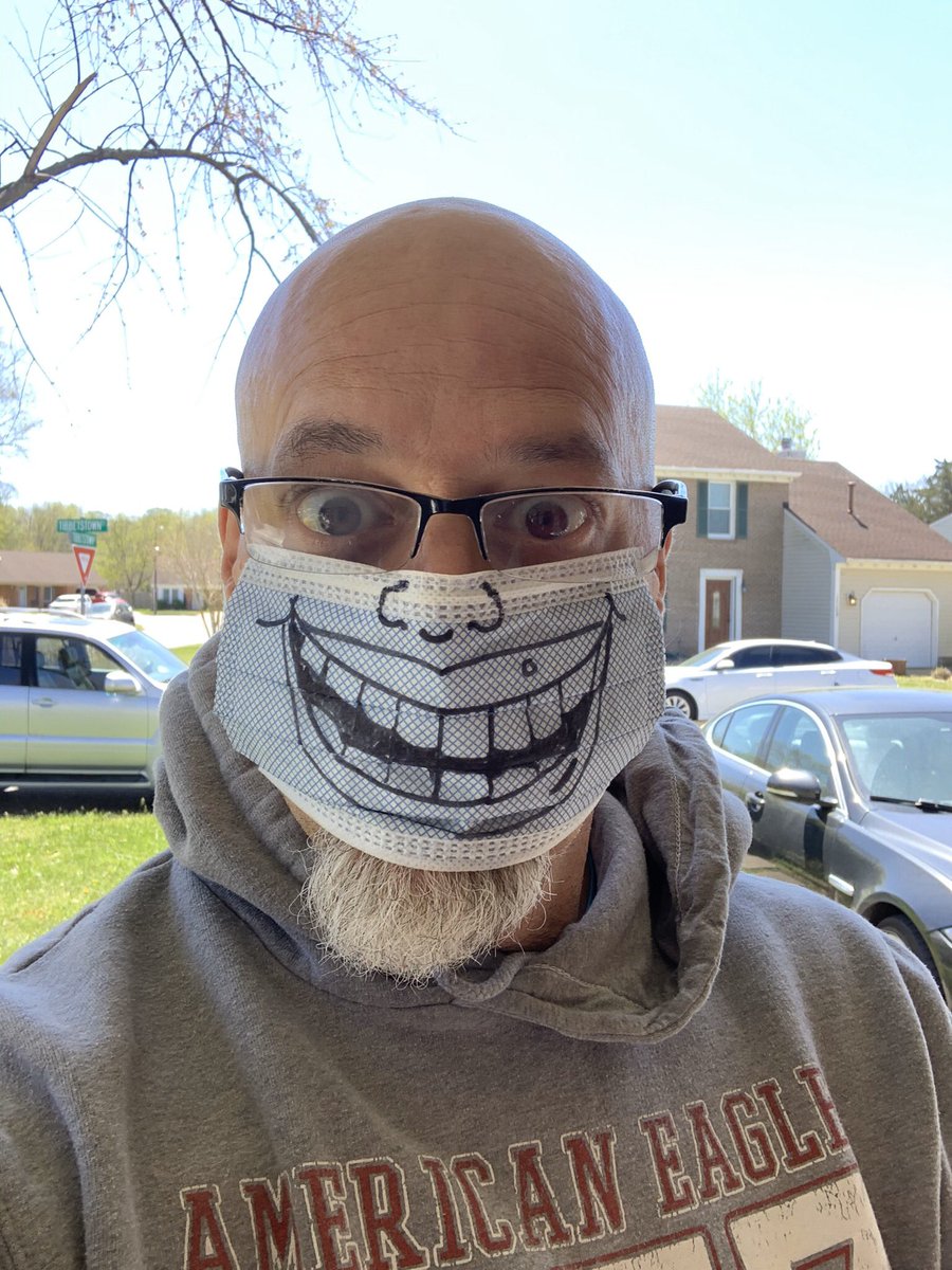 RunEugeneRun's tweet photo. Lol. Never leave an architect alone for too long .... going for a run just to see the reactions from our neighbors. #running #diabetes #marathon #runeugenerun #COVID19Pandemic #drawonyourmask https://t.co/QK4hqNydRX