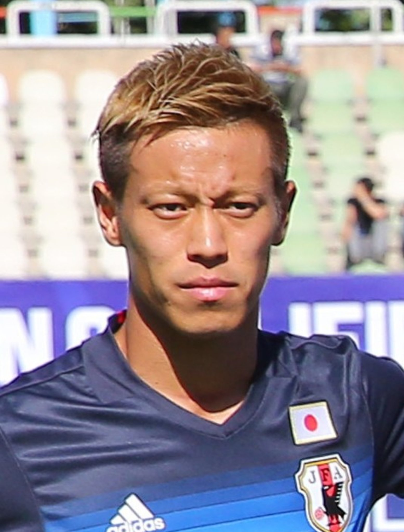 のっぽさん Jb64 2 農家 Pa Twitter 自分と同じ誕生日の人晒して一番強い奴が優勝 山田邦子 森口博子 伊調馨 本田圭佑 後ろ二人は強い 前二人は T Co Kavcxye164 Twitter