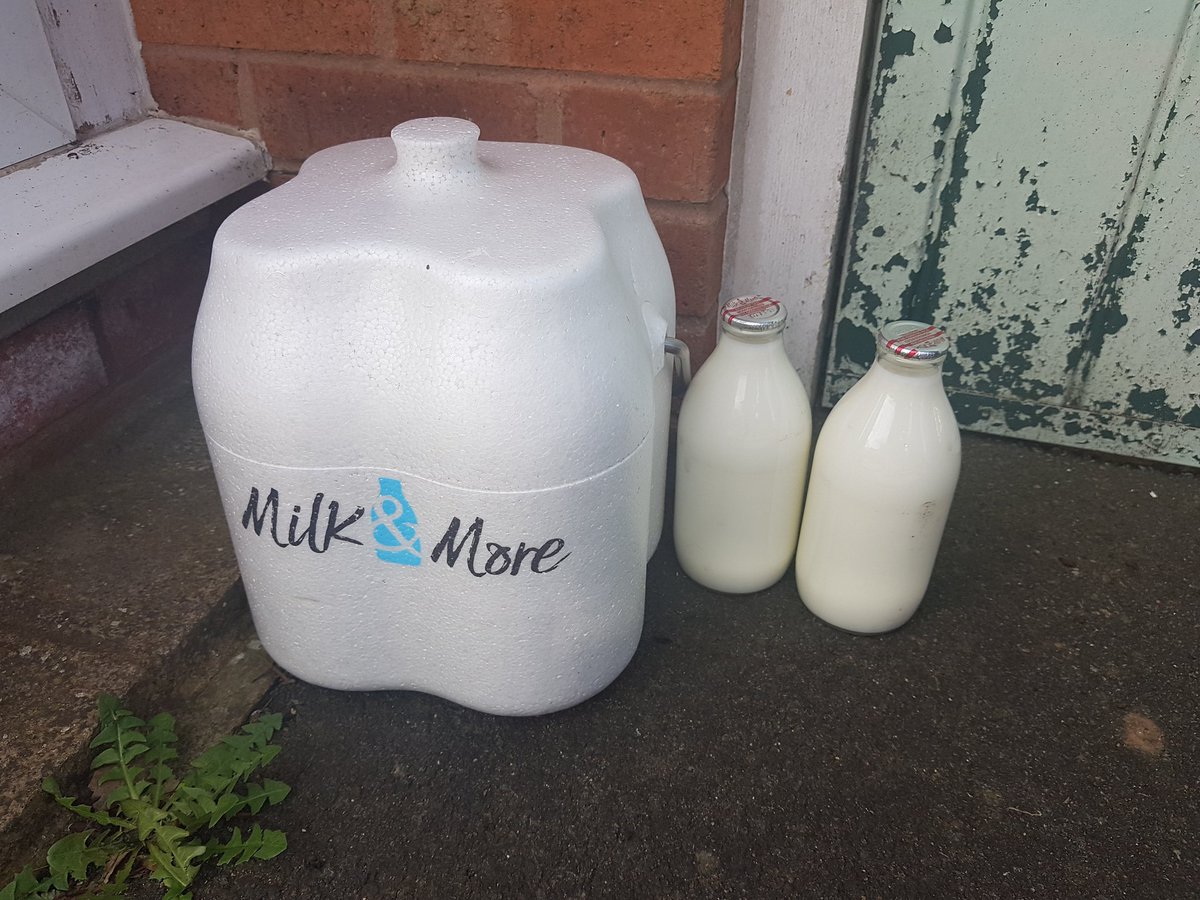 Neil Saunders tweet media