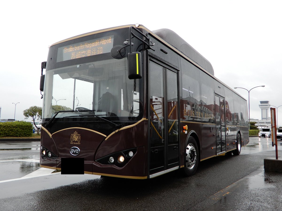 うみみち 長崎空港 ハウステンボス Htb の送迎バスや Htb内のホテル連絡バス向けに導入された 中国byd社製の電気バス 座席は中扉後部にのみ配置されてるようで 前扉 中扉間は主に荷物スペースになってるみたいです 海外製の一般路線型車両という うみみち 長崎空港 ハウステンボス Htb の送迎バスや Htb内のホテル連絡バス向けに導入された 中国byd社製の電気バス 座席は中扉後部にのみ配置されてるようで 前扉 中扉間は主に荷物スペースになってるみたいです 海外製の一般路線型車両という