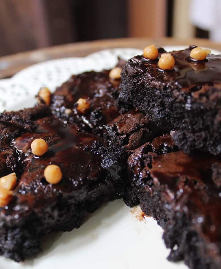 loveminncc's tweet photo. It's Brownie time! 

#baking #quarantinebaking #loveminncc #StayHome #Chocolate #fudgybrownies #doublechocolate https://t.co/mIT684vdUL