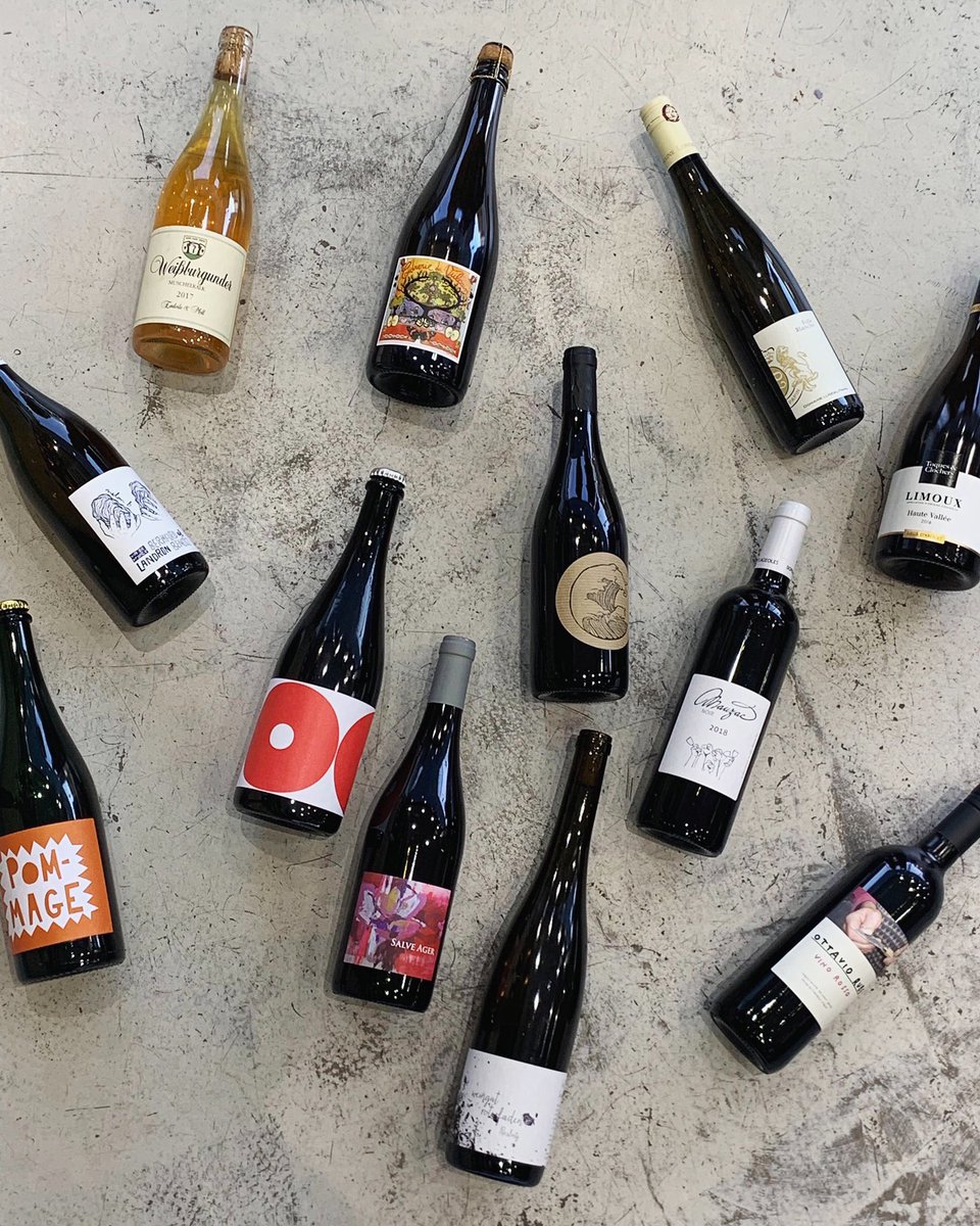 salthousese4's tweet image. We’re delivering locally as usual today:

@LBPedlar sourdough (a few loaves remain)
@NorthiamDairy
@squaremile (thanks to @brownsofse4)
@loctoachocolate &amp;amp; other snacks
and good drinks!

SalthouseBottles.com