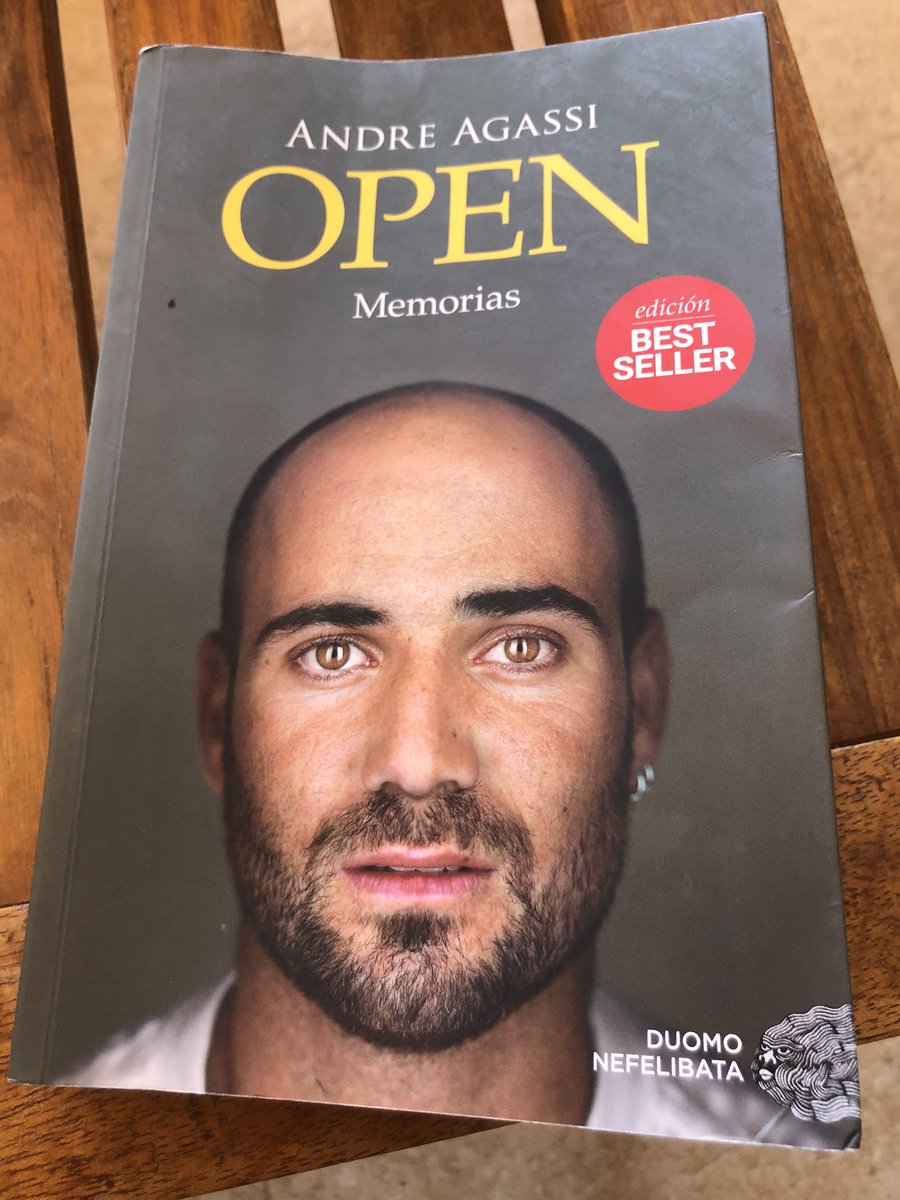 L’editora daquest llibre brutal em va dir que al principi el menysprearia com un best-seller més, que trigaria temps en començar-lo a llegir però que, quan m’hi capbussés, no podria parar de devorar-lo i em semblaria literatura de primera. Ha estat exactament el cas. <a href="/Duomo_ed/">Duomo ediciones</a>