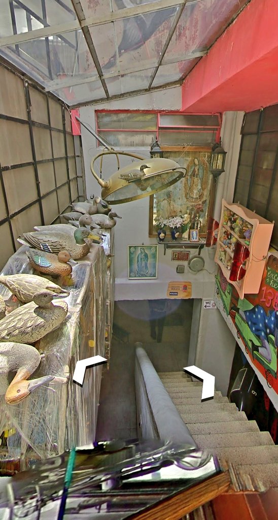 Next, we're visiting the Old toy shop museumRoberto Kinoshita started collecting aged 10 & has filled a building in Mexico City with his toy collectionThey range from 19thC to the '80sThe google virtual tour is amazing https://maps.app.goo.gl/uJSMdL2ecofFRc4q7 #VirtualMexicanRoadTrip