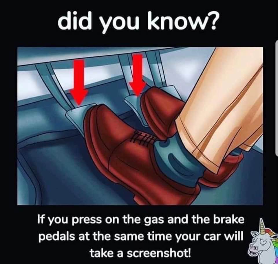 Ricky Elwood 息抜きタイム ご存知でしたか アクセルペダルとブレーキペダルを 同時に踏むとあなたの車はスクリーンショットを撮ってくれます いや知らんかったけど