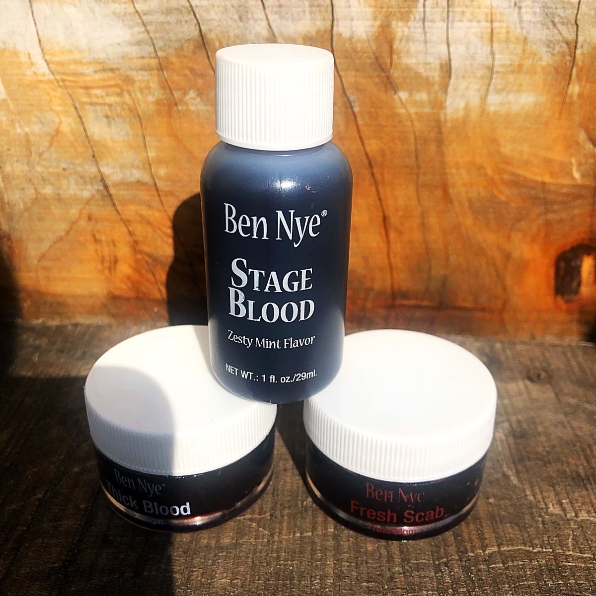 sunauramakeup's tweet photo. New at Sunaura -  Ben Nye Bloods they are the most popular bloods on the market. World-famous for their quality and highly realistic aged colour, they have been used in many feature films &amp; television shows. We now sell Stage Blood, Thick Blood, and Fresh Scab.
#irishmakeupshop https://t.co/P5tAnxK6uD