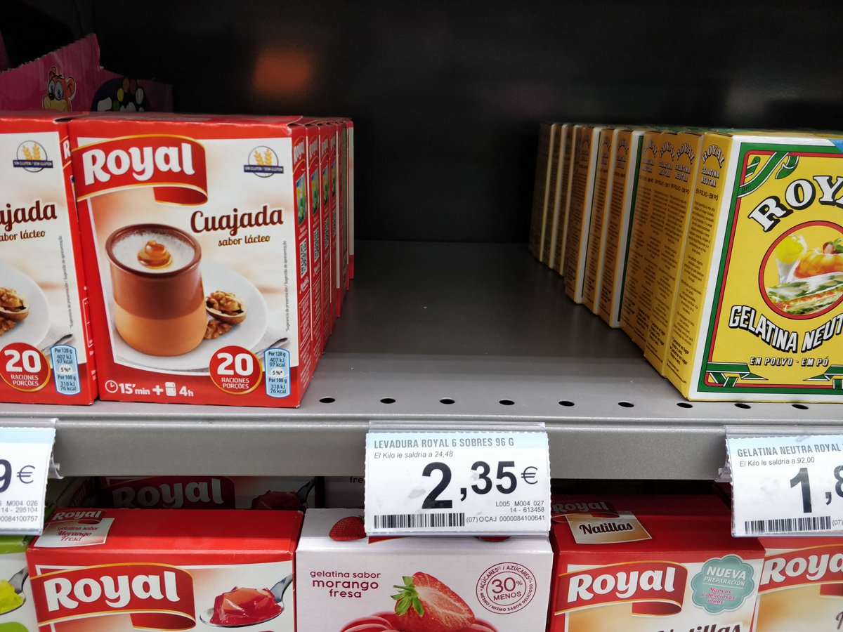 Mucho se habla del papel higiénico y nadie habla de la levadura? No hay en ningún sitio. Nos hemos vuelto todos pasteleros? O se está gastando para otra cosa que desconozco? #necesitoLevadura