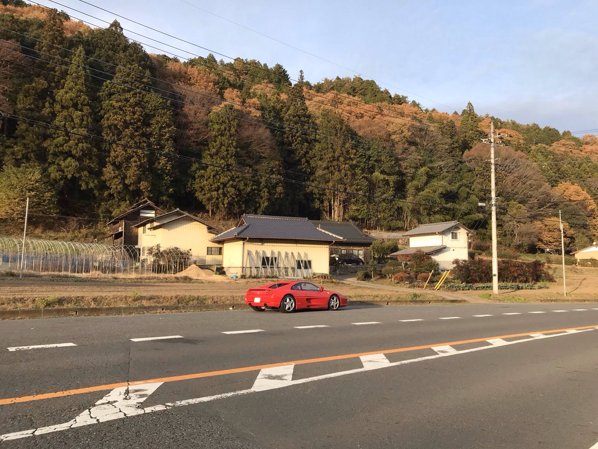 suzukisr35's tweet photo. ポツンとF355

#F355 #ferarri #ferarri355 #GTS #フェラーリ #フェラーリ355 #rosso #rossocorsa #ロッソ #ロッソコルサ #94年式 #PA #初期型  #F129 #CORNES  #V8 #classic #vintage #supercar  #スーパーカー #キダスペ #クライスジーク #クライスY管 #Fioranohandlingbox #跳ね馬 https://t.co/ePGdCEKENV