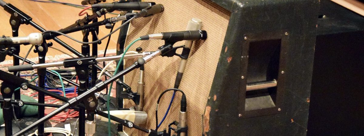 line6japan's tweet image. IRと略される用語はいくつかありますが、近年ミュージシャンとつながりが深いのは「インパルスレスポンス」ですね。
ギタリストの間でもよく使われるようになったこの用語、まずは最も身近なスピーカーキャビネットIRについておさらいを。
#ModelCitizens 掲載記事：bit.ly/34btlOQ

#Line6