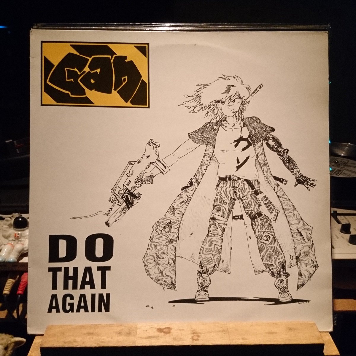 BarLEONEO's tweet image. どもども。
4月4日、今夜の#LEONEO は、自粛しなさいって言われてるので、自粛します。
でも、店でやることがあるので、店にはいます。
あれやったら連絡下さい🙇

#dothatagain / #gan

#レコード
#vinyl
#メロコア