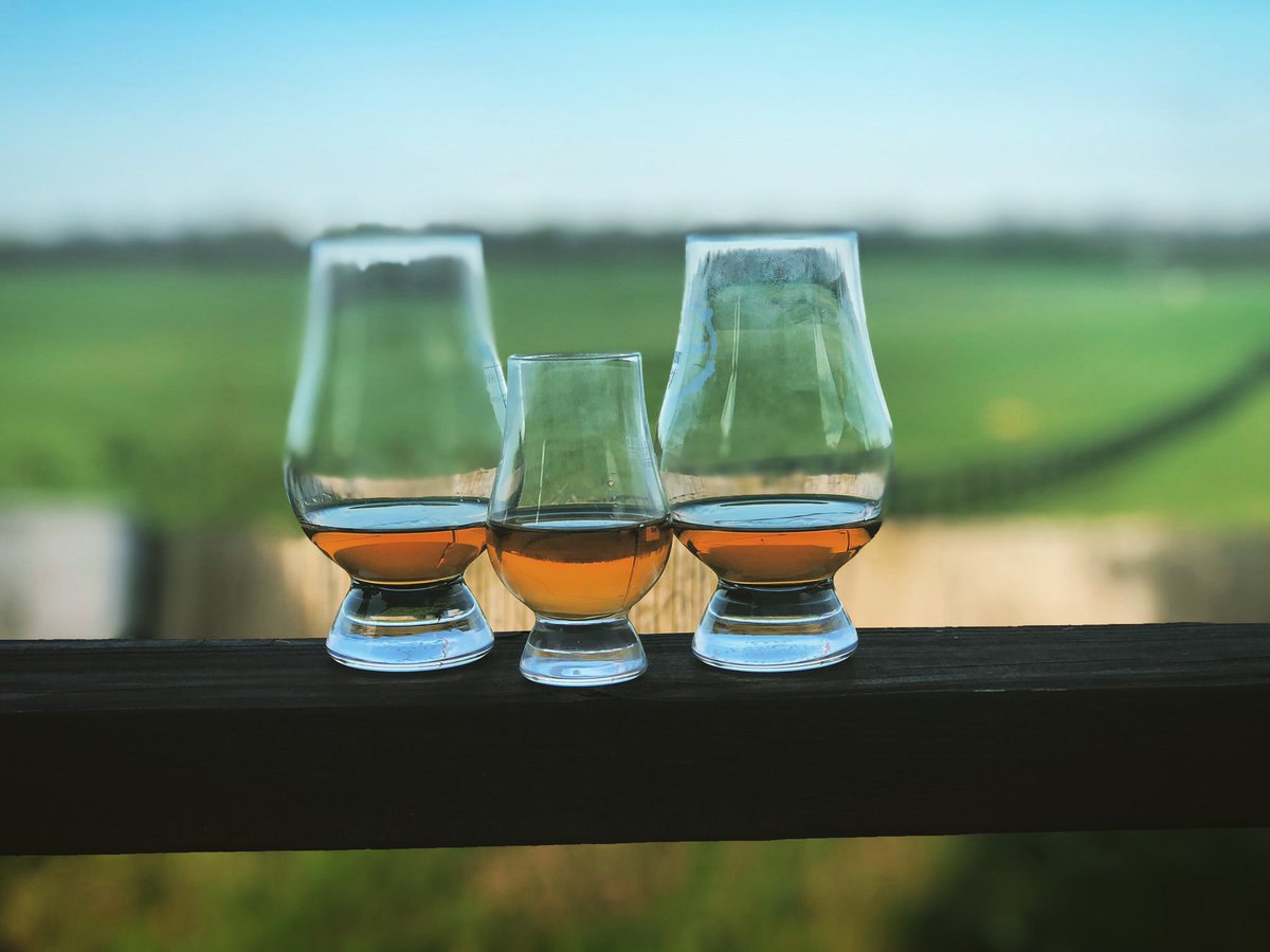 mybourbonpod's tweet photo. Seemed only appropriate to celebrate becoming a “Dad Drinking Bourbon” with a deck pour (or three)! Can’t wait for y’all to meet our little one with us come October. Little Perr Bear cub is on the way!!!
#ThisIsMyBourbonPodcast #TIMBP #Bourbon #Whiskey #Whisky #PerryPour https://t.co/I7oT7RVmbq