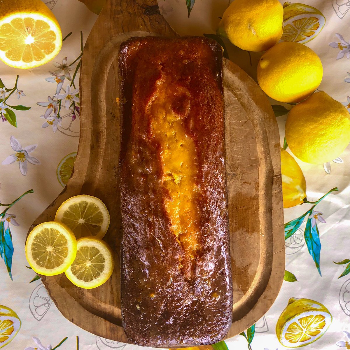 SarasBakery1's tweet photo. Plumcake al limone🍋
Ricetta del maestro @iginiomassari @depilolu sul blog di @GialloZafferano @GialloBlogs https://t.co/rjCHIisyN7