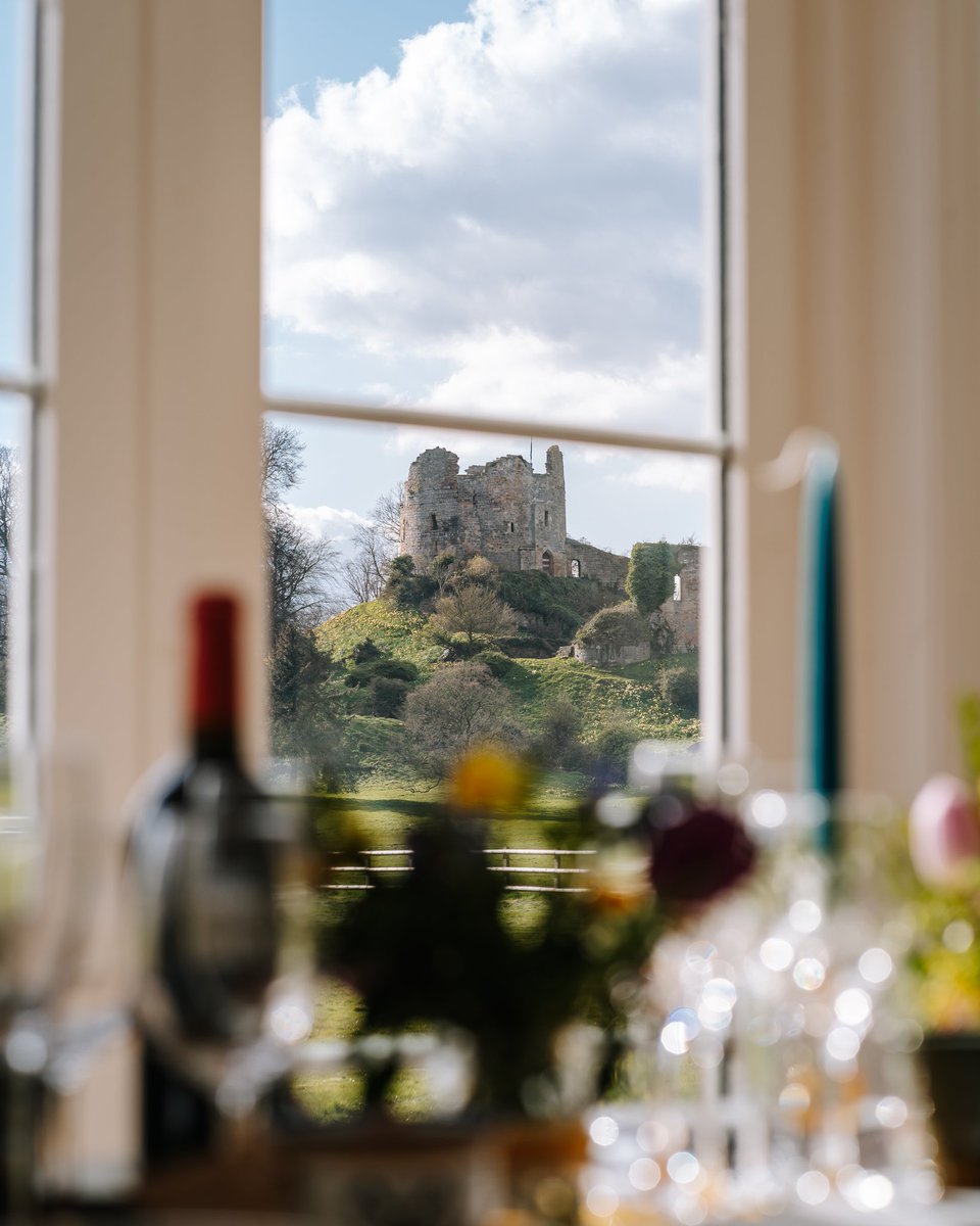 wearesightseers's tweet photo. A few more shots from the @HawardenEstate open day #hawarden #wedding #lifestyle #wales https://t.co/ytqDiWp3XF