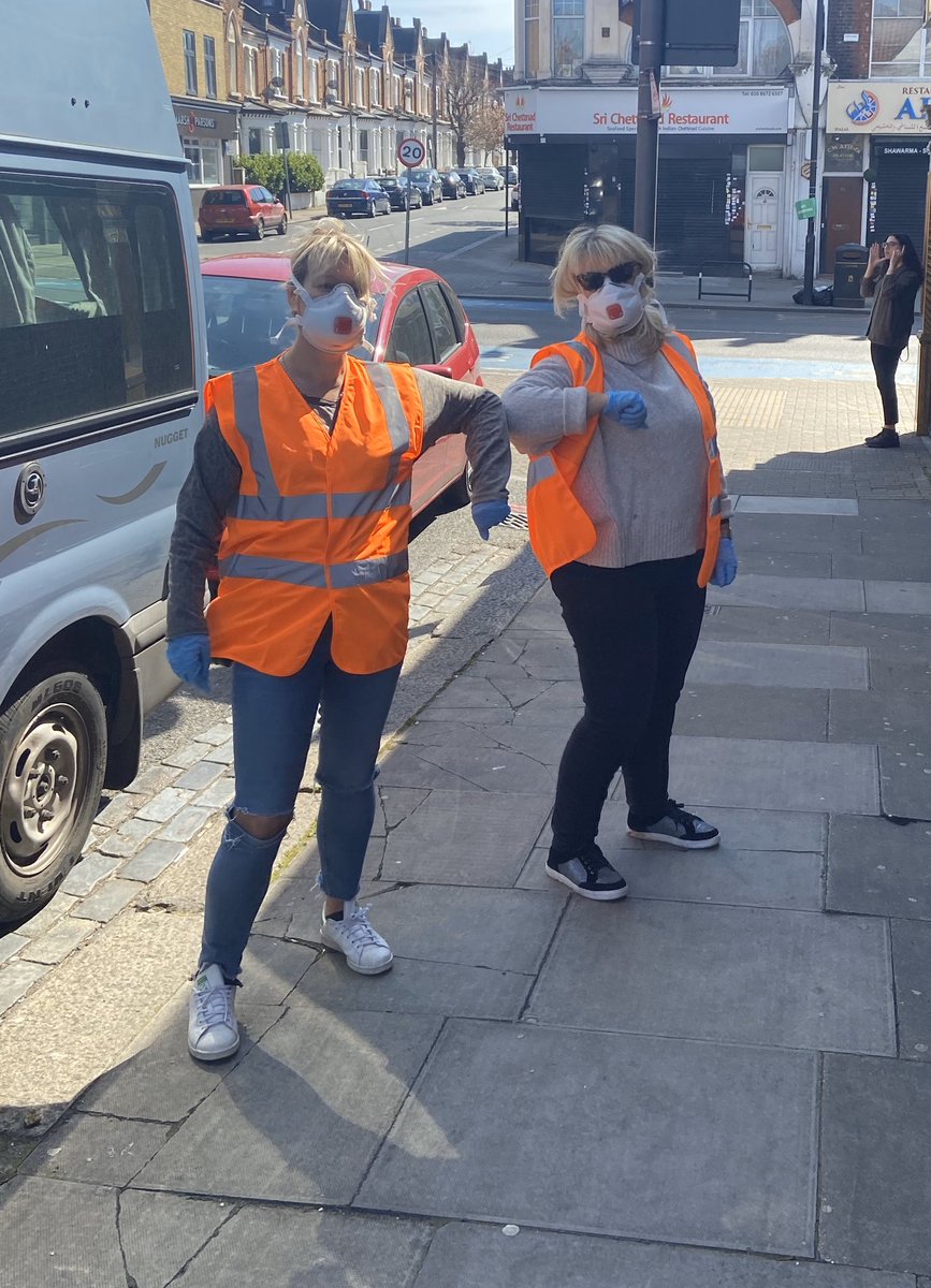 Thank you to Arfan @Spice_Village for amazing halal lunch today. Also welcome to Polly &amp; Sue who are new to the delivery team 🌈🤗🤞 @CoronaUpdate #DoshForNosh
#NHS #CoronaUpdate #CoronaLockdown #COVID19