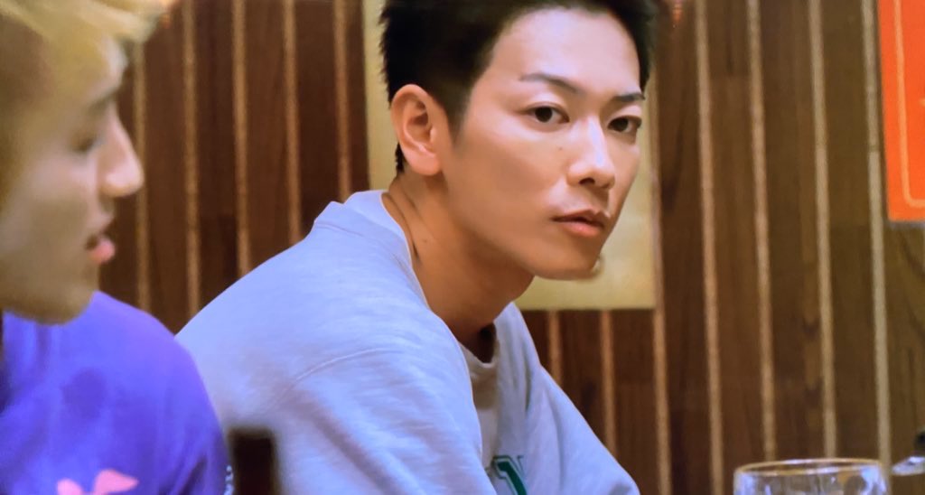 𝗒𝖺𝗌𝗎𝗁𝗈𓂃 テレビだから画質が悪い 作品見るのは初めてじゃないけど多分また泣いちゃいそう 短髪も健さんかっこいいよね 佐藤健 8年越しの花嫁