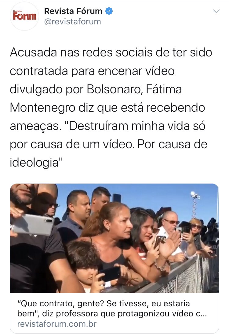 saritacoelho's tweet image. Os jornalistas escolhem um alvo para atacar a reputação...

A esquerda "paz e amor" completa o serviço. 

Foi assim com Adélio Bispo. 

Será assim com todos os outros "justiceiros". 

Apoiar um presidente honesto é colocar a própria vida em risco. 

Não recuarei!