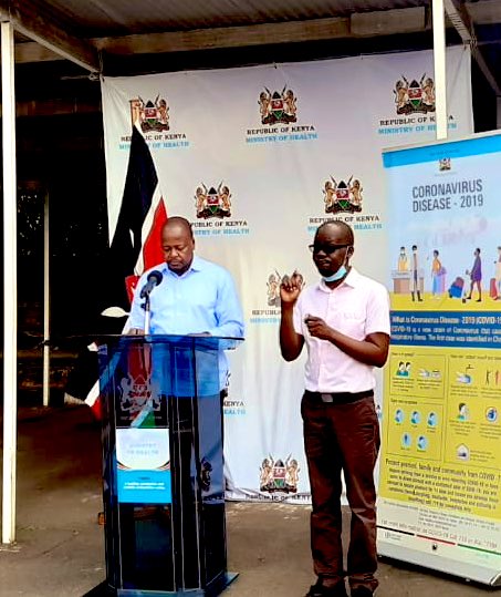 MOH_Kenya's tweet photo. To #KomeshaCorona our laboratories in particular @KEMRI_Kenya is involved in serious research to ensure Kenya manufacture it’s own testing kits locally; CS Mutahi Kagwe https://t.co/h8D4IsuIFH
