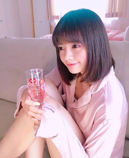 自粛中でも可愛くありたい？自粛中の理想と現実の違いwww