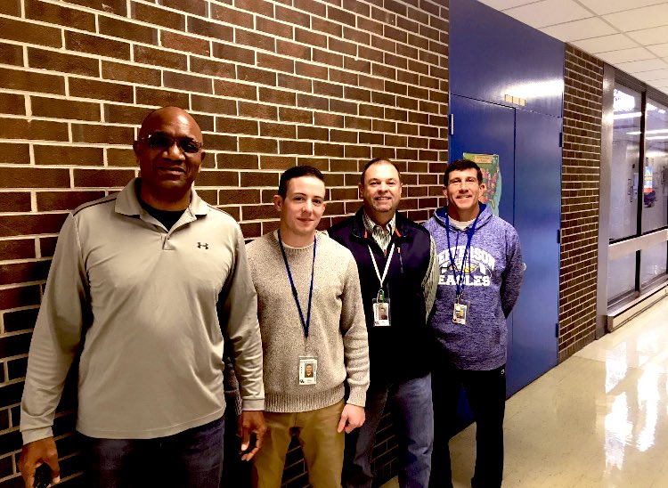 JMS_Eagles's tweet photo. JMS Staff:  We miss you! #Together 💙💛 @ORSchools @FriendsofORS https://t.co/yvCiutUjsD