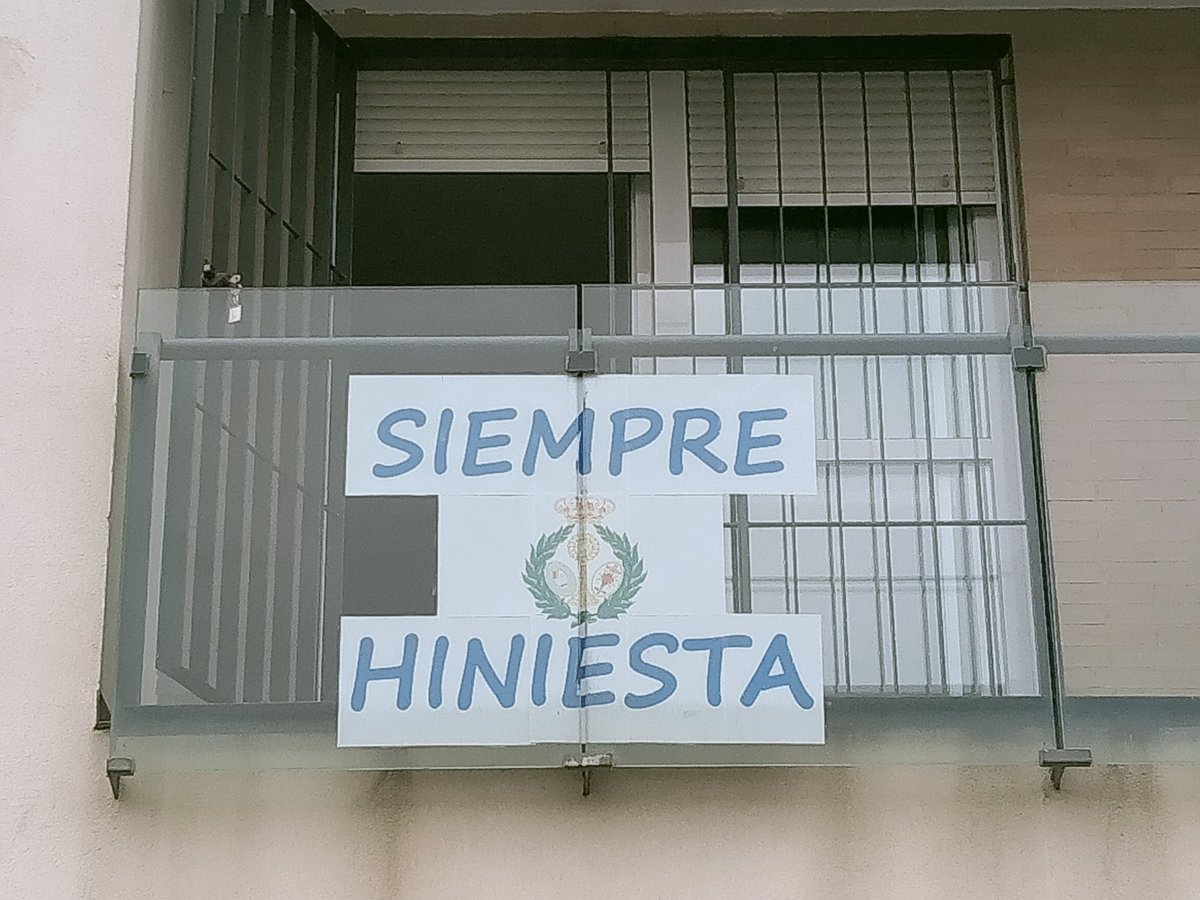 PabloFdezV's tweet photo. Todo listo para un nuevo y diferente Domingo de Ramos 💙💙@HdadHiniesta @GJ_Hiniesta @HERMANOSHINIEST @BermelyHills @SanJulian_Costa https://t.co/KdsvQ9HnAO