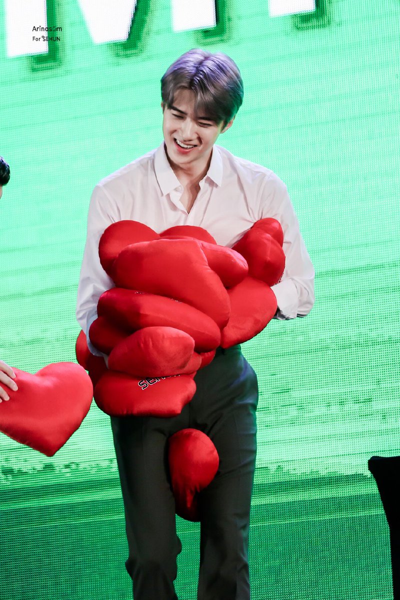 sehunpicture's tweet photo. https://t.co/D7tEwdA6m5