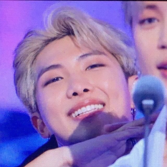 Thread Namjoon smile 