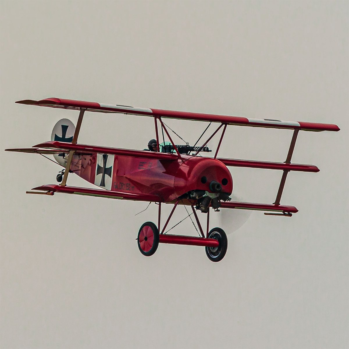dartlrt's tweet photo. Fokker Dr.1 Triplane at AirVenture 2010
#fokkerdr.I #fokkertriplane #aviationpghotography #triplane https://t.co/XbywRNrp3b