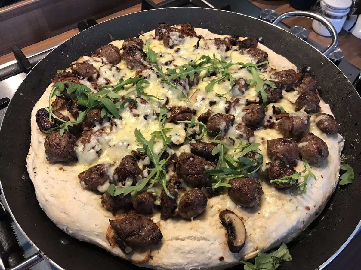 michelleLlewe12's tweet photo. @jamieoliver gave your pizza a go last night... used venison sausages and was delicious. So big we used the paella pan! #keepcookingandcarryon https://t.co/zDau3Ig8Or