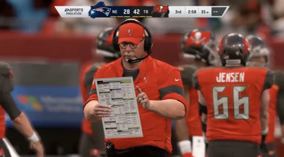 Betonline Ag Tom Brady S New Team Is In The Process Of Blowing A 24 Point Lead To His Old Team In Our First Madden Sim Of The Day Can The Bucs Hang