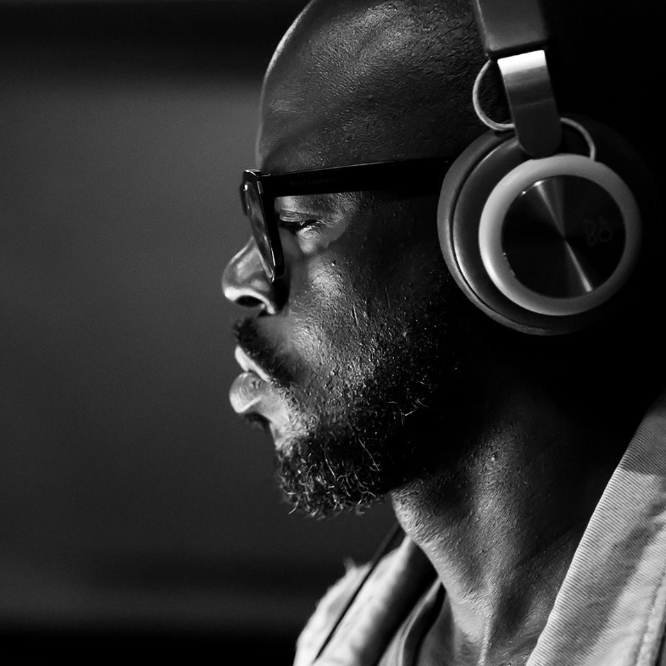 QuenchSA's tweet image. Are you ready to break the internet? @RealBlackCoffee live stream on YouTube, Facebook &amp;amp; Instagram in 5 min🔓