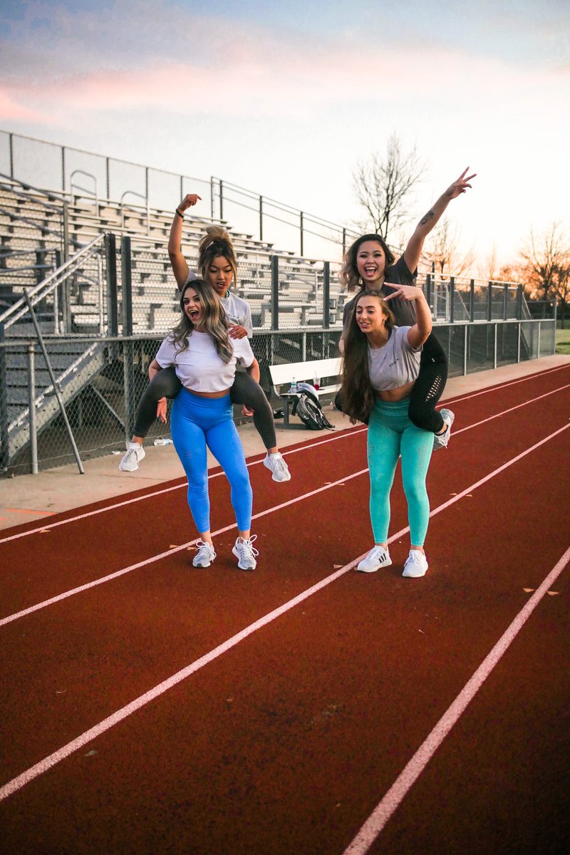 Apackfit's tweet photo. Our Spring Sale starts NOW❗️
Head over to our site and grab your favorite gear before it’s too late
(Link in bio) https://t.co/BBBbg4g3ut