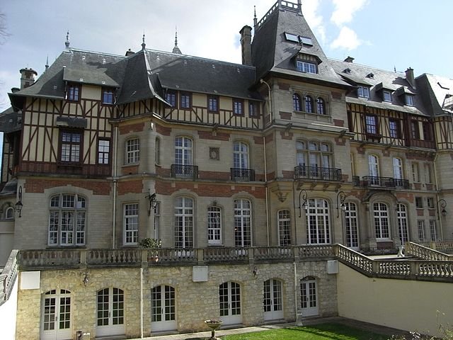 Château de Montvillargenne. A Rothschild family house in Picardy, France