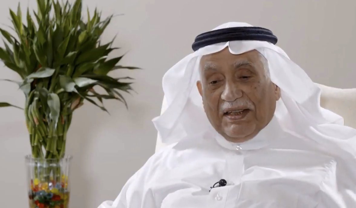 🙏🏻بعض الرجال الذين خدموا  الوطن وأعطوا له لايغيبون عن الذاكرة
أحد هؤلاء معالي الشيخ #محمد_أبالخيل وزير المالية والاقتصاد الوطني لسنوات طويلة
 كان أنموذجا  بالإخلاص والإنجاز وسداد الرأي
 مسؤول بقي ذكره العاطر بذاكرة وطنه لما أنجزه له ولاقتصاده ولأبنائه
متّعه الله بالعافية