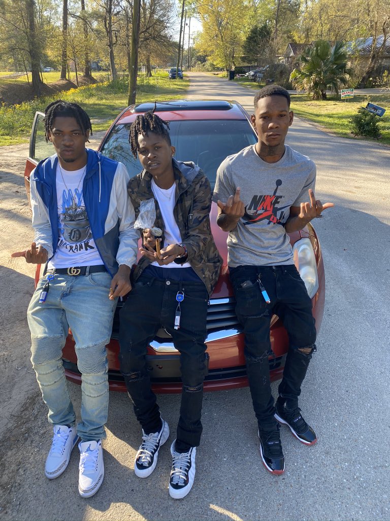 gdkpistol5's tweet photo. 🆓7️⃣Jeezy👣🏆 @BareFaceJeezyy https://t.co/J3f7z6P3U1