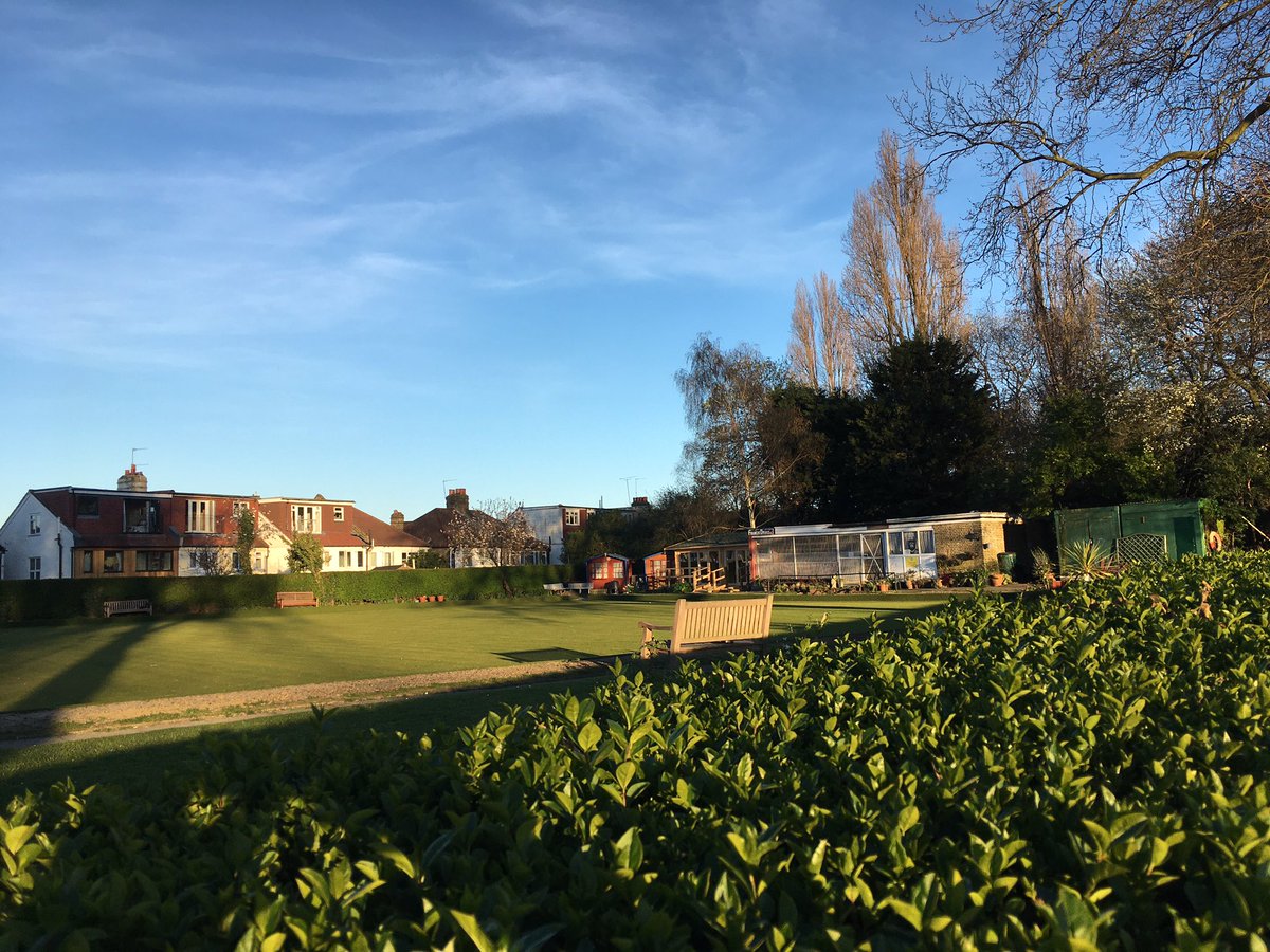 Today’s South London walk. No, I don’t know who is cataloging the dog turds in the park.