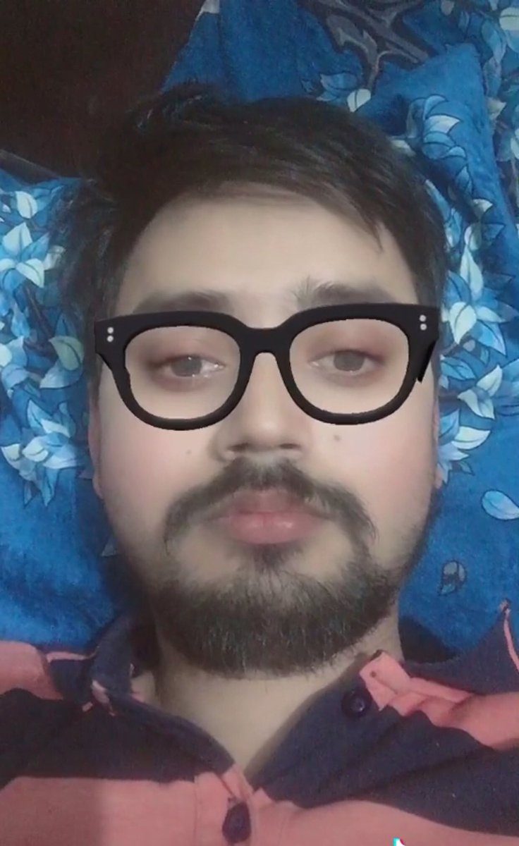 Shashank00Singh's tweet photo. #StayHome #iSupportLampLighting #lockdown #selfie #SaturdayThoughts https://t.co/r8mwx93FxU