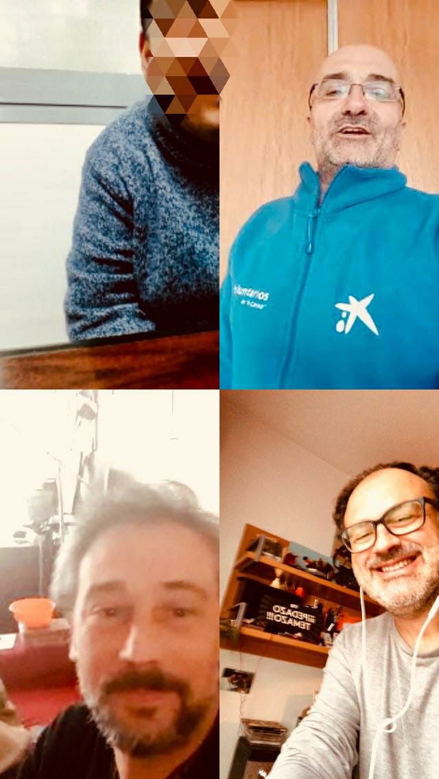 santiagocambero's tweet photo. #VoluntariadoOnLine de @CaixaBank celebrando virtualmente el cumpleaños de nuestro amigo de la asociación #Novaforma. Te llevaremos pronto un regalo muy dulce para degustarlo con tus amistades en #Caceres #ContigoMasQueNunca #SerVoluntarioSuma @FundlaCaixa @AngelLoz_Volunt https://t.co/tejTGYlLvt