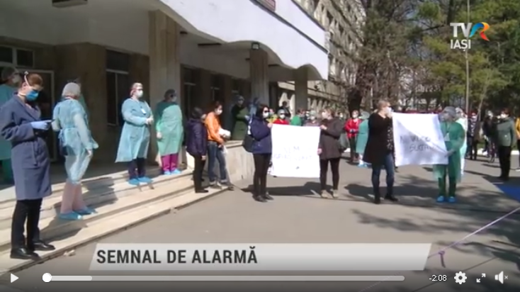 tvriasi's tweet photo. Cadrele medicale de la Maternitatea Botoşani au organizat un protest, după ce au fost anunţate că trebuie să plece cu mamele şi nou-născuţii la spitalul din Dorohoi.
https://t.co/0XCS6fEfr0 https://t.co/2Q7aAT0Jer
