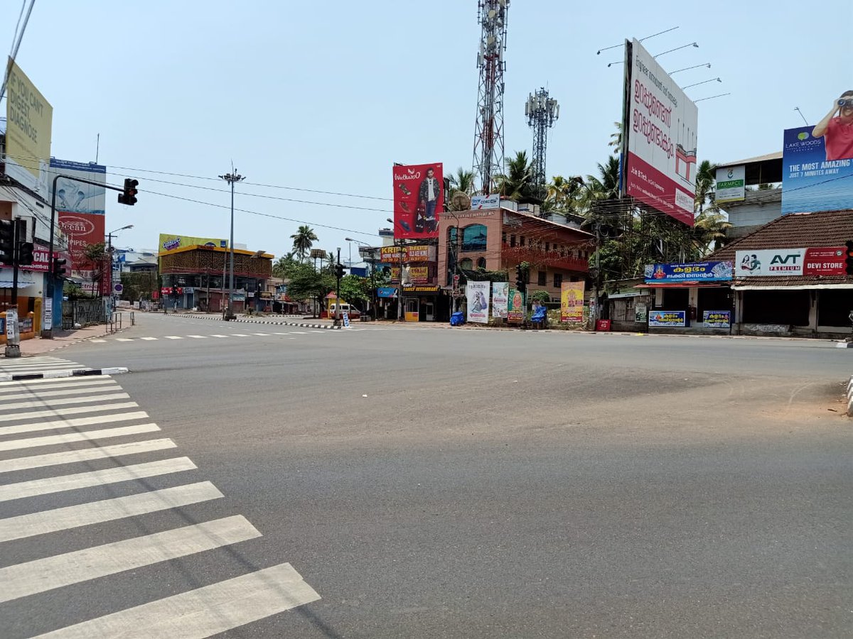 തിരുവനന്തപുരം സിറ്റി പോലീസിന്റെ ശക്തമായ നിയന്ത്രണത്താൽ തിരക്കൊഴിഞ്ഞ സിറ്റിയിലെ വിവിധ പ്രദേശങ്ങൾ