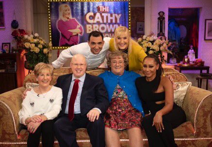 footballlover63's tweet photo. Tonight at 9-15 pm @BBCOne the @RealMattLucas comes to visit All Round To Mrs Browns and brings his lovely mammy Diana to meet Agnes 😝😍#allroundtomrsbrowns #saturdaynighttelly #hungrybear #artmb #mrsbrownsboys #laughter #fun #MattLucas 🥳 https://t.co/1mUUQYj9IM