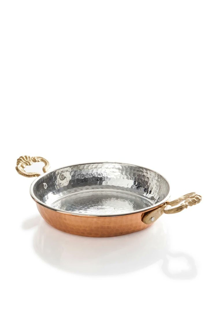 SNPMARKETPLACE's tweet photo. For kitchenware sandpmarketplace!
#copperpan #copper #mauviel #cooking #pan #madeinfrance #fryingpan #copperpans #patisserie #frenchwayoflife #moule #frenchdesign #almondfryingpans #artisan #cookingware #gastronomie #cuivremartele #cuivre #patisser
https://t.co/ZIs8MjLy6T https://t.co/n9HPiNuf5M