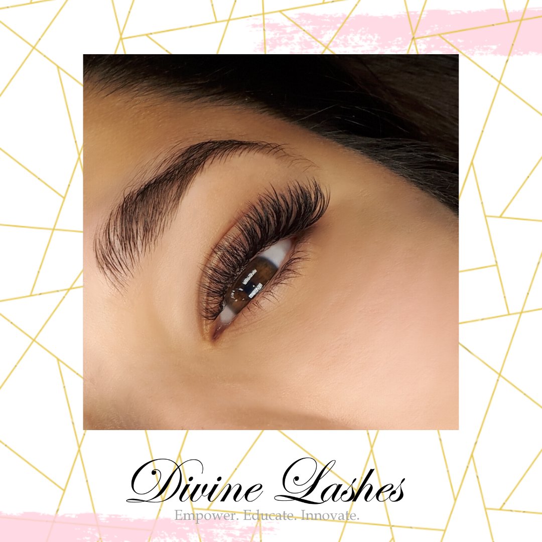 DivineLashes1's tweet photo. Another one.
.
Look at these beautiful #lashes π
.
#HappySaturday #Saturyay #Lashes #DivineLashes #Lashie #Toronto #Montreal #Beauty #TorontoLashes #MontrealLashes https://t.co/QyGgKMEkMh