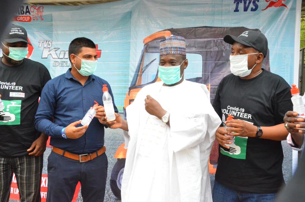 Omojuwa's tweet photo. Impressive #COVID2019 outreach by @TvsNigeria ๐๐พ๐๐พ #SimbaCares https://t.co/QzgX07sAnz