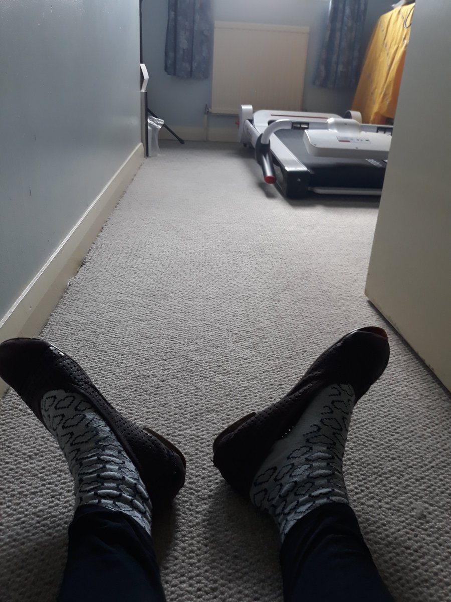 SpinninJen's tweet photo. 1st day mileage update shortly, but oh my god that treadmill is heavy! We've just managed to get it up the stairs to its home. Miss being able to call a couple of friends round to help https://t.co/G4Ix8BFJmN https://t.co/XWQQTioCqw