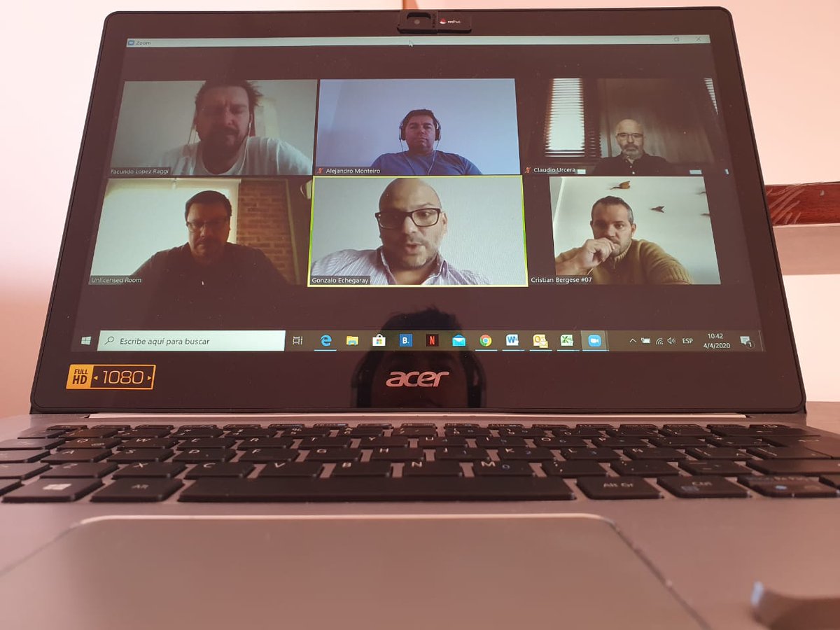 FLR_NQN's tweet photo. Hoy videoconferencia con representantes de la Federación de Cámaras de Energía de NQN #FECENE junto con @AlejoMonteiro para tratar específicamente temas de la actividad hidrocarburifera en especial de empresas neuquinas de toda la cadena de valor de #VacaMuerta
@OmarGutierrezOk https://t.co/qK0sm43c4e