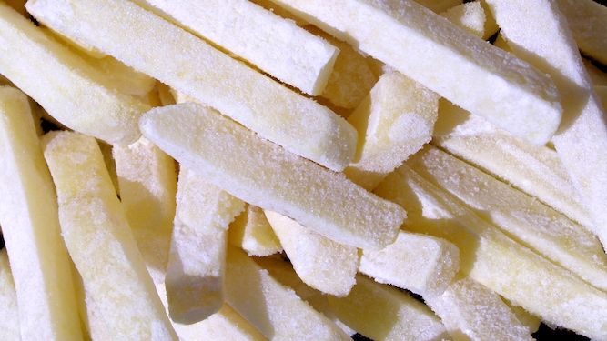 thedailymash's tweet photo. Oven chip cooking time amended to eight weeks
https://t.co/hFKVcGCwN3 https://t.co/Yl2DPszFFg