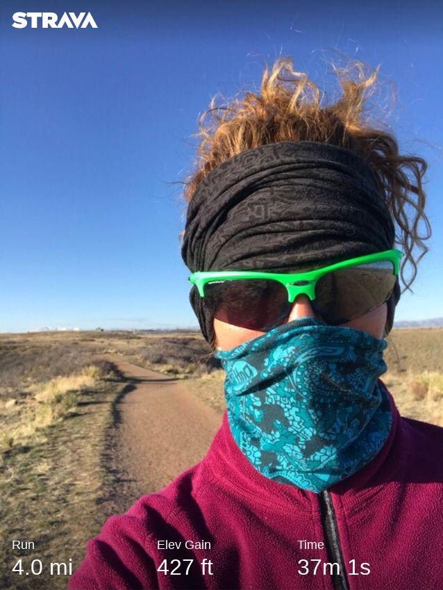 SusieWargin's tweet photo. Masked up on the Bluffs this morning! @CityofLoneTree  @COMaskProject #COVID19Colorado https://t.co/Wvxs2L0VmM