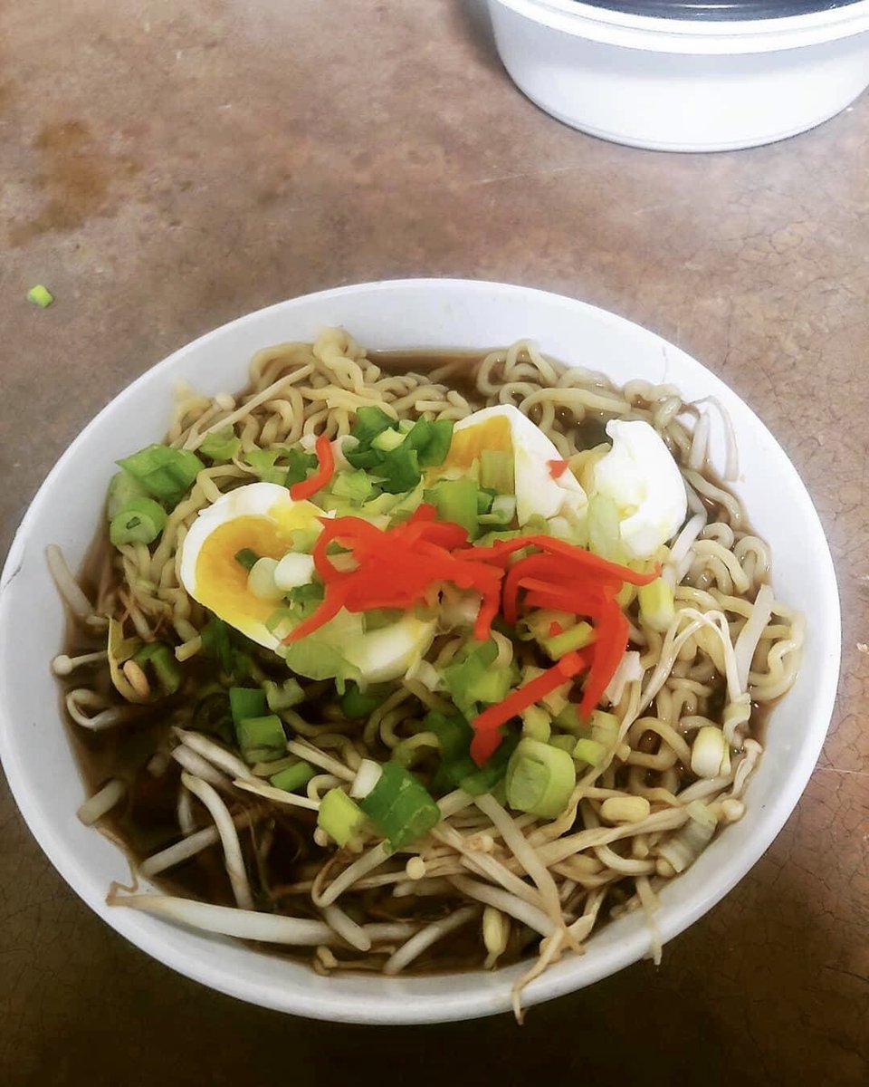 SlammerShop's tweet photo. When you have a dinner gig and you haven't eaten all day...What could we have??? #Ramen 🍜 of course!!! Fresh, made from scratch ramen available at https://t.co/nu7Rdokayc
#SlammerShop  #Chef #Events #Catering #FoodTruck #FoodTrucker #StPete #DTSP #TheBurg #Tampa #TampaBay #FL https://t.co/CRiOPJEV4A
